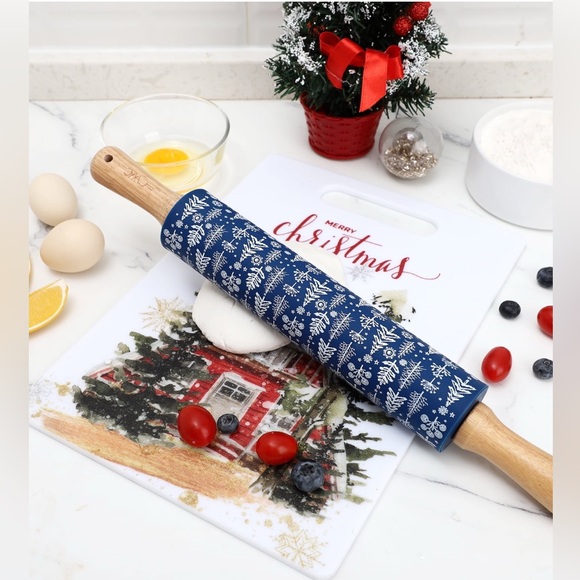 CWC Blue and White Patterned Rolling Pin - Picture 4 of 4